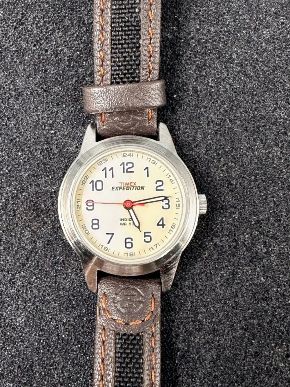 Timex Expedition Field Mini Watch Women Indiglo Dial Leather Band New Battery
